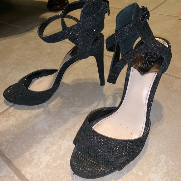 Vince camuto black heels - Picture 4 of 5